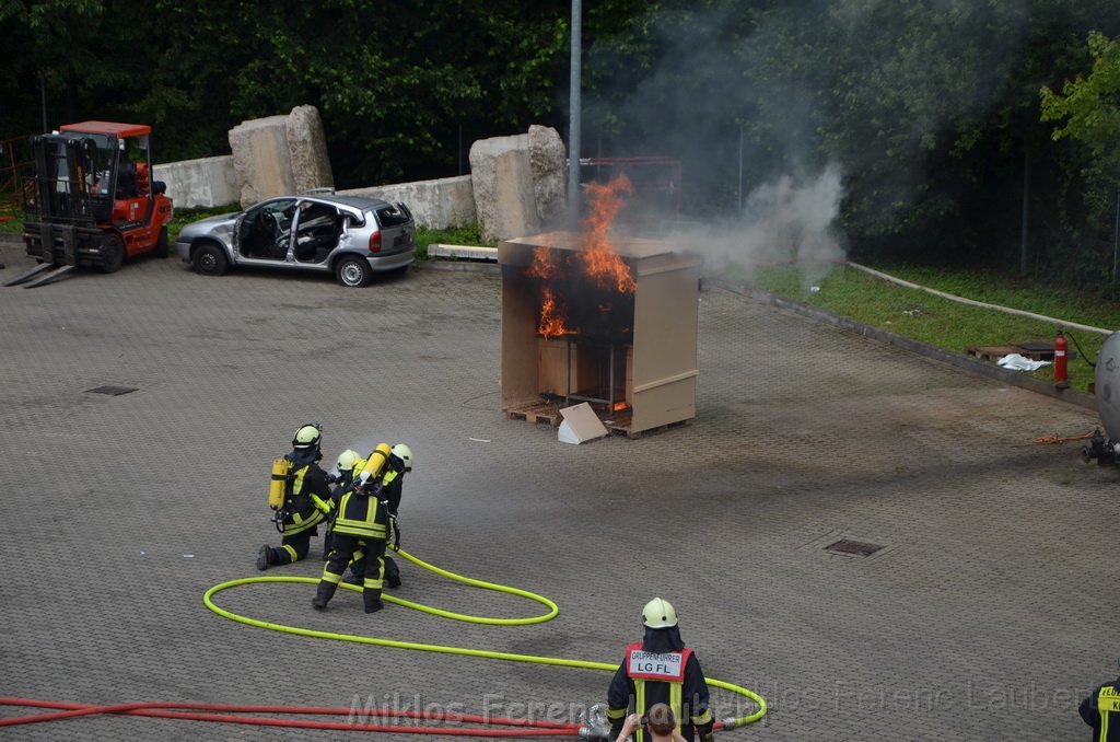 Tag der Offenen Tuer BF Koeln Weidenpesch Scheibenstr P587.JPG